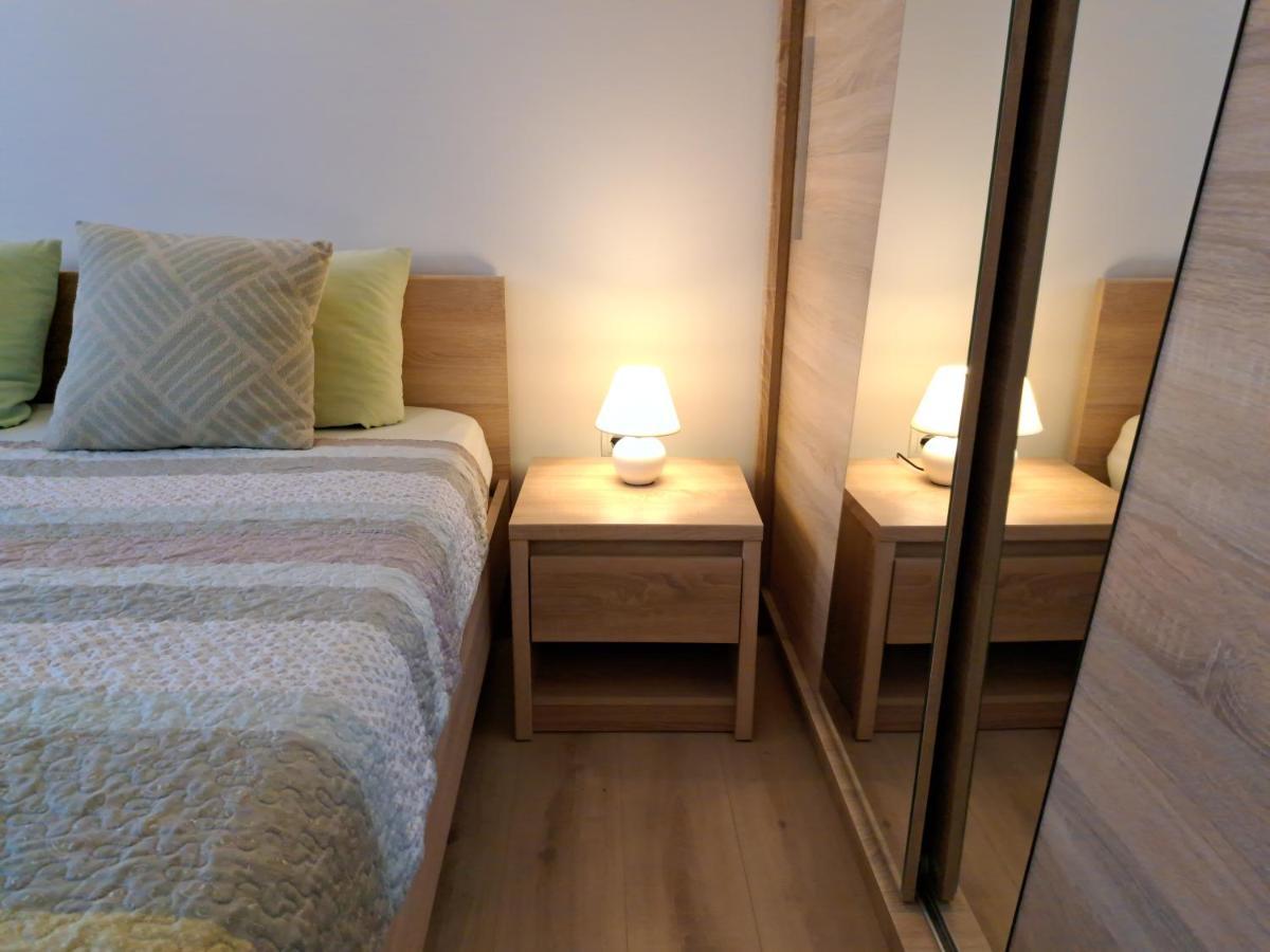 Holiday Apartman Kaštela Buitenkant foto