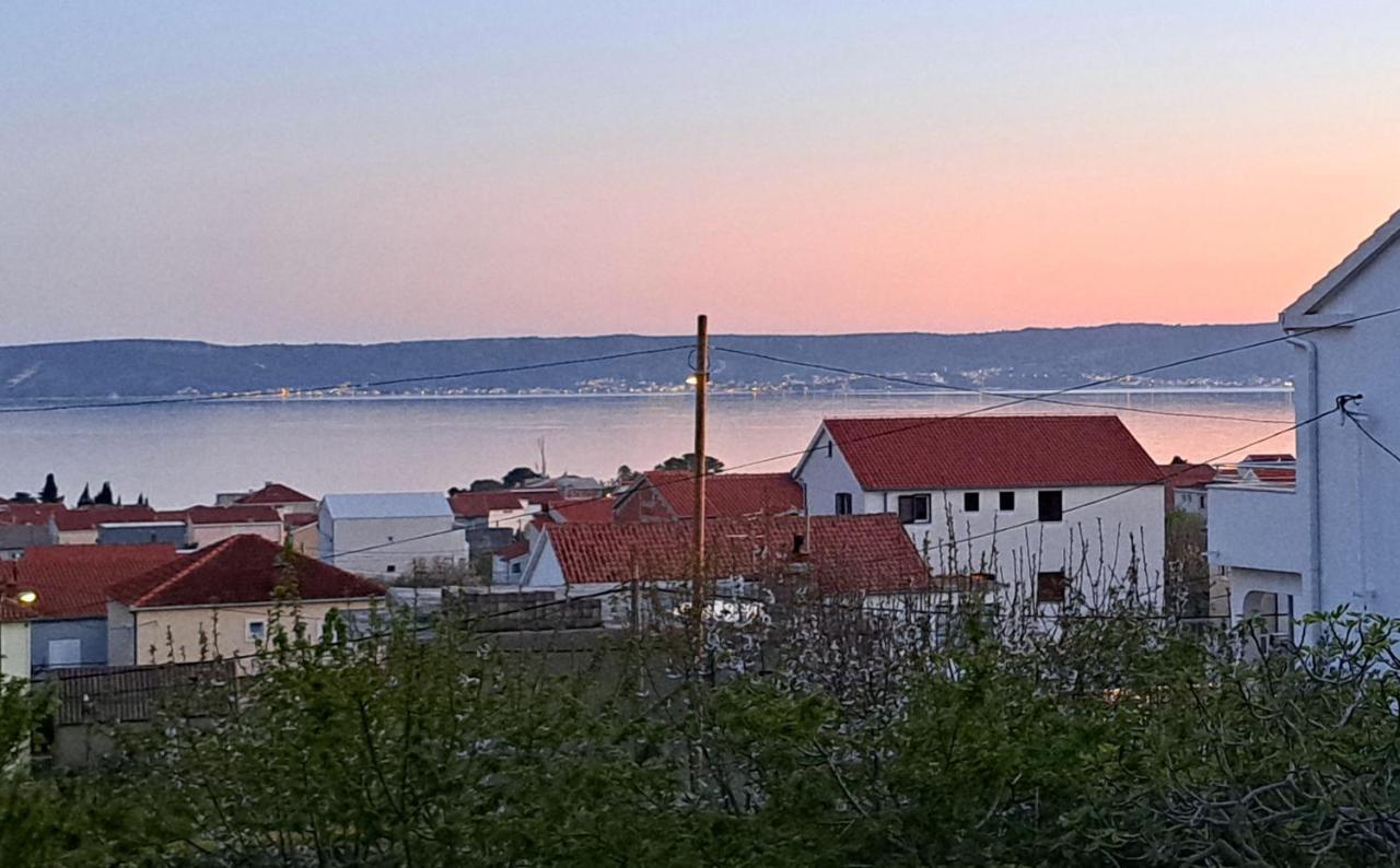 Holiday Apartman Kaštela Buitenkant foto